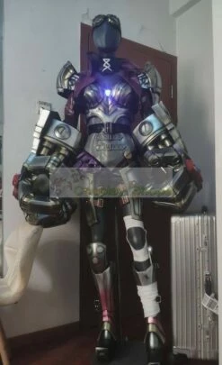 League Of Legends LOL Vi The Piltover Enforcer Full Armour Cosplay -CosDream Forge Store img 20190516 005739