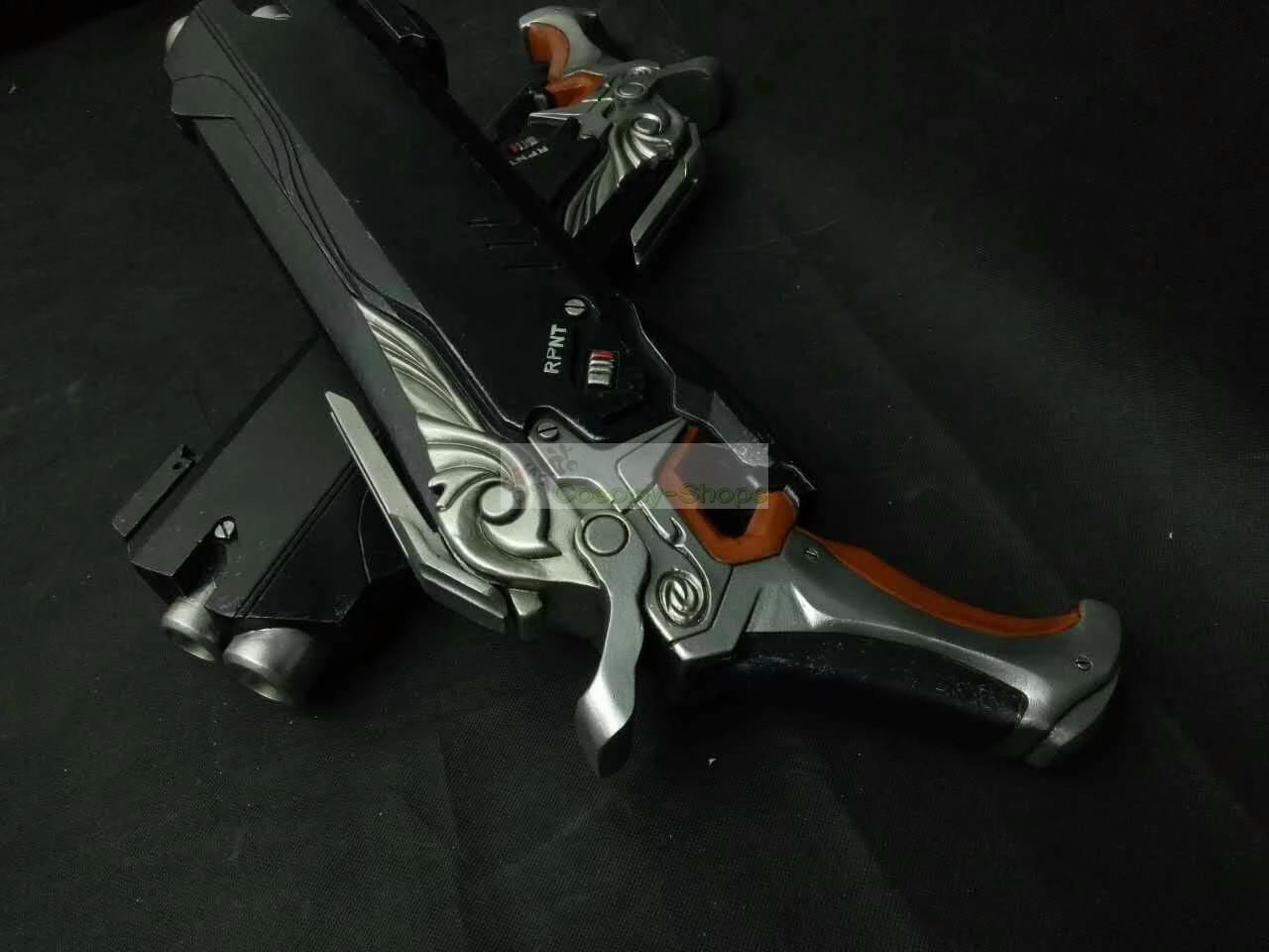 Overwatch Reaper Hellfire Shotguns Cosplay Props 6 Overwatch Reaper Hellfire Shotguns Cosplay Props - Image 4